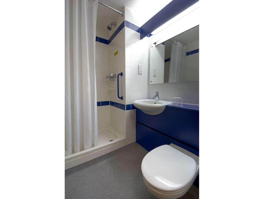 Travelodge Birmingham Sutton Coldfield Ruang foto