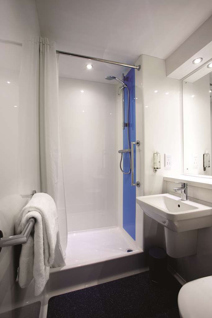 Travelodge Birmingham Sutton Coldfield Ruang foto